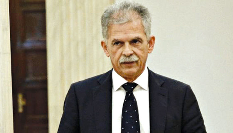 Ο Σπύρος Δανέλλης