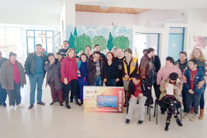 Η  Λέσχη Lions Κνωσός ξεκίνησε με την καινούργια χρονιά το ταξίδι προσφοράς αγάπης χαρίζοντας μια τηλεόραση στο Κέντρο Ειδικών Παιδιών- “Άγιος Σπυρίδων”.