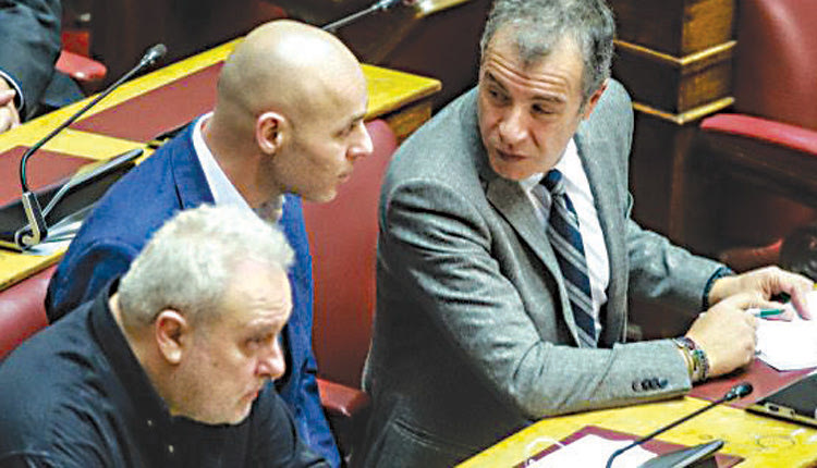 Την αποχώρησή τους από το Ποτάμι προαναγγέλλουν ουσιαστικά οι βουλευτές Γρηγόρης Ψαριανός και Γιώργος Αμυράς