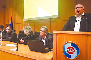 Ο εντεταλμένος σύμβουλος της Περιφέρειας Κρήτης Μιχάλης Βαμιεδάκης στη γενική συνέλευση της Ένωσης Επιχειρηματιών Ενοικιαζόμενων Διαμερισμάτων και Δωματίων ν. Ηρακλείου “Η Φιλοξενία”