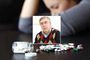 Τα αγχολυτικά προκαλούν εξάρτηση, λέει ο καθηγητής, τονίζοντας ότι δεν ισχύει το ίδιο για τα αντικαταθλιπτικά φάρμακα