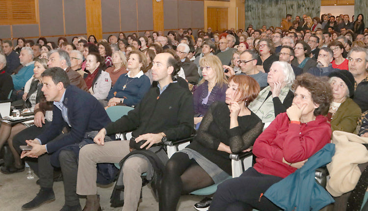 Η αρχαιολόγος δρ. Αθανασία Καντά ενημέρωσε χθες το κοινό του Ηρακλείου για το νέο θησαυρό της Κνωσού