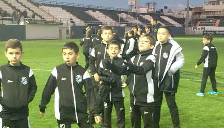 Το “Γεντί Κουλέ” γέμισε από παιδικές φωνές καθώς έγινε η φωτογράφηση των τμημάτων υποδομής (6-14 ετών) που βρίσκονται υπό την εποπτεία του Ερασιτέχνη ΟΦΗ.