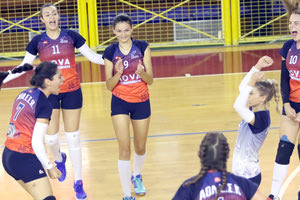 Δεύτερη σερί νίκη ελπίζουν ότι θα πανηγυρίσουν οι γυναίκες της ΑΘΛΕΣΗ