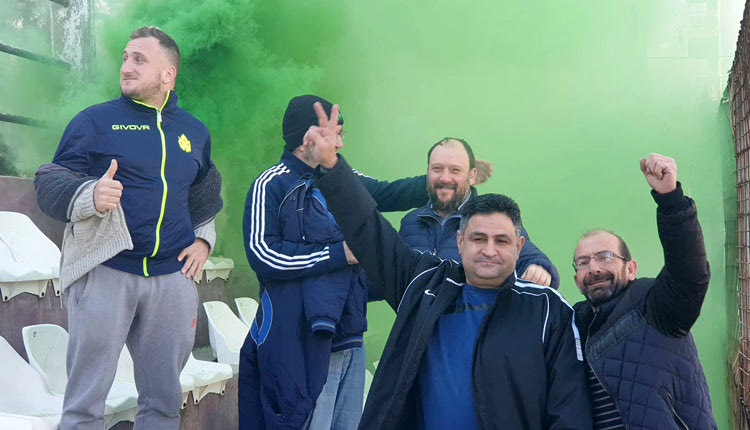 Φίλαθλοι του ΠΟΑ που ενίσχυσαν την ομάδα στον Κορυδαλλό 