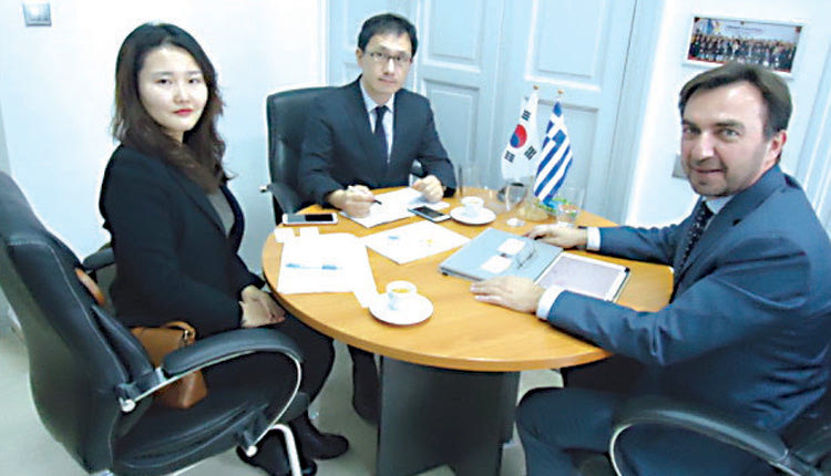 Η συνεργασία της Κρήτης και της νήσου Jeju της Δημοκρατίας της Κορέας στη συνάντηση που είχε ο εντεταλμένος περιφερειακός σύμβουλος για τα Ευρωπαϊκά και Διεθνή Θέματα Γιώργος Αλεξάκης με τους εκπροσώπους της Διεύθυνσης Διεθνούς Συνεργασίας της Περιφέρειας της νήσου Jeju