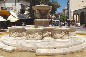 Λιονταρια στην καρδιά της πόλης