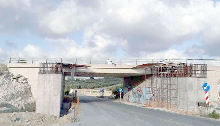 εργασίες στον κόμβο των Κουνάβων