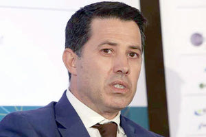 Μανιαδάκης