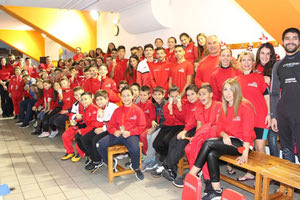 ΠΡΩΤΑΘΛΗΤΕΣ: Χριστούγεννα στην πισίνα με Άγιο Βασίλη, μετάλλια και Κακλαμανάκη