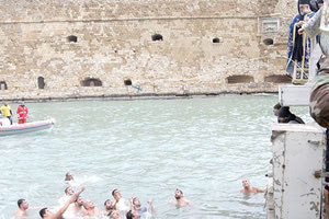 Αύριο… τα Φώτα κι οι φωτισμοί