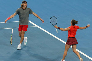 Τσιτσιπάς-Σάκκαρη κέρδισαν τον Φέντερερ!