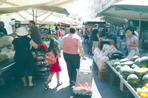 η λαϊκή της Νέας Αλικαρνασσού