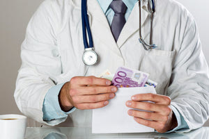 Γιατρός - “φακελάκι”