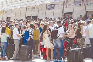 Άφιξη - τουρίστες αεροδρόμιο