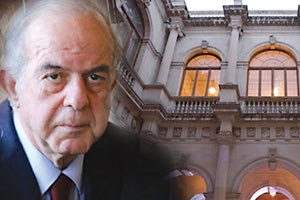 Ο δήμαρχος Β. Λαμπρινός