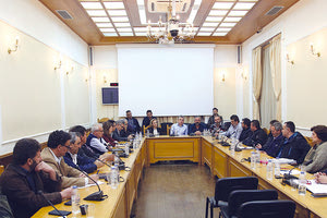 Σε σύσκεψη που συγκάλεσε η Ομάδα Αμπελουργών και ελαιοπαραγωγών, παρευρέθηκαν εκπρόσωποι της Περιφέρειας Κρήτης και του ΓΕΩΤΕΕ