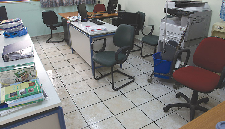 Ενιαίο Ειδικό Επαγγελματικό Γυμνάσιο - Λύκειο Ηρακλείου: Έλειψαν για λίγες ώρες για να πάνε εκδρομή και βρήκαν το σχολείο τους πλημμυρισμένο!
