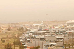 Λασποβροχή και σκόνη κάλυψε την Κρήτη