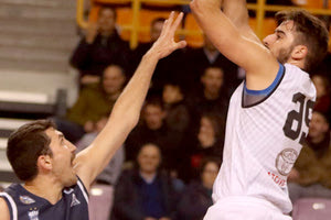 H ομάδα μπάσκετ του ΟΦΗ