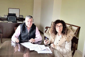 Τη σύμβαση για το έργο: «Βελτίωση υφιστάμενης οδού Άνω Πουλιές - Χανδρού» υπέγραψε ο δήμαρχος Μινώα Πεδιάδας κ. Ζαχαρίας Καλογεράκης 