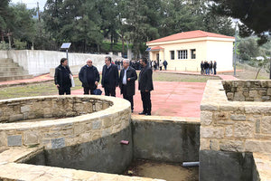 Τα εγκαίνια του μουσείου Οίνου και Αμπέλου έγιναν από τον περιφερειάρχη Κρήτης Σταύρο Αρναουτάκη, τον δήμαρχο Μαλεβιζίου Κώστα Μαμουλάκη