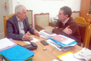 Τη στήριξη της Περιφέρειας Κρήτης απολαμβάνει το ΤΕΙ που “πανεπιστημιοποιείται”, τόνισε χθες ο αντιπεριφερειάρχης Ηρακλείου, κ. Ευριπίδης Κουκιαδάκης, σε συνάντηση που είχε με τον πρύτανη του Ιδρύματος, κ. Νίκο Κατσαράκη.