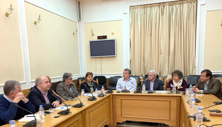ο περιφερειάρχης Σταύρος Αρναουτάκης σε συναντηση των εκπροσώπων του Λασιθίου  