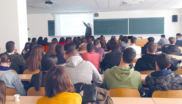 Μαθητές σχολείων της Κρήτης επισκέφτηκαν το Μαθηματικό Κρήτης