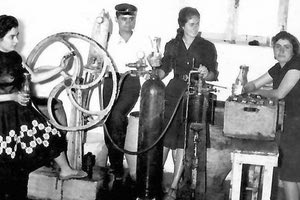 ΦΩΤΟ ΗΜΕΡΑΣ: Eπιχείρηση παραγωγής αναψυκτικών στα Ανώγεια