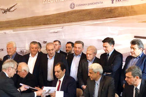 Στο Καστέλλι για την υπογραφή της σύμβασης του αεροδρομίου