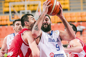 ο Μπουρούσης με τον Σερμαντίνι