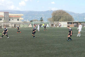 Στιγμιότυπο από ττον αγώνα 7ου ΓΕΛ-Αγ. Βαρβάρας