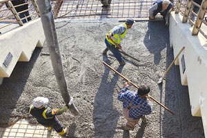 οι εργασίες στο Παγκρήτιο Στάδιο, ενόψει του πρώτου εντός έδρας αγώνα της Εθνικής ομάδας για τα προκριματικά του Euro 2020,