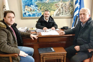 Συναντήσεις με τον αστυνομικό διευθυντή Λασιθίου Μανόλη Παπαδάκη και με τον αρμόδιο πληροφοριακών συστημάτων Αστυνομικής Διεύθυνσης Λασιθίου Κωνσταντίνο Φραγκάκη είχε ο δήμαρχος Οροπεδίου Λασιθίου Γιάννης Στεφανάκης