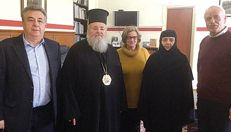προγραμματική σύμβαση για την υλοποίηση της αποπεράτωσης στη Μονάδα Φροντίδας Ηλικιωμένων «Παναγία η Γοργοεπήκοος» στα Χανιά, υπέγραψε χθες ο Περιφερειάρχης Κρήτης Σταύρος Αρναουτάκης