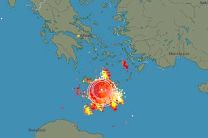Οι κεραυνοί “εξαφάνισαν” την Κρήτη από τον χάρτη