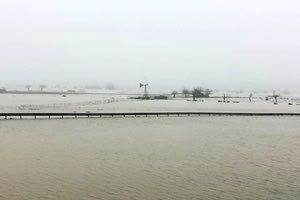 Βυθίστηκε στο νερό και την ομίχλη όλος ο κάμπος του Οροπεδίου