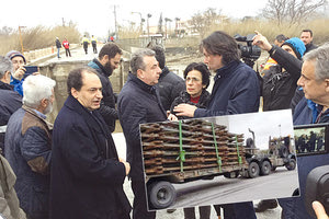 Ο στρατός στήνει τις γέφυρες Belley