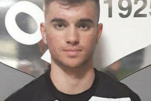 ο ποδοσφαιριστής της Κ-17 του ΟΦΗ, Μανώλης Σμπώκος