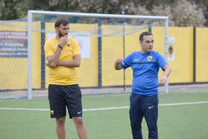 Η ΑΚΑΔΗΜΙΑ ΤΗΣ ΑΕ ΚΑΤΣΑΜΠΑ Ο κ. Σίσκος (δεξιά) με τον προπονητή  κ. Παναγιωτάκη