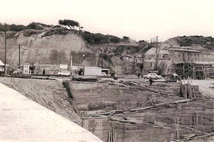 ΦΩΤΟ ΗΜΕΡΑΣ: Όταν έφτιαχναν την Καινούρια Πόρτα