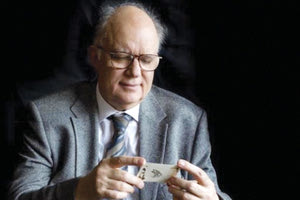 Από τον ομότιμο καθηγητή ΩΡΛ του Πανεπιστημίου Κρήτης, Μανόλη Χελιδόνη