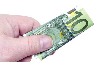 ΕΥΡΩ ΣΤΟ ΧΕΡΙ - ΧΡΕH