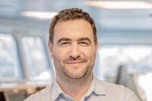 ο Γιώργος Σισαμάκης