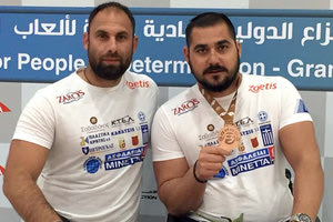 Ο Στεφανουδάκης με τον προπονητή του κ. Σκαντζάκη