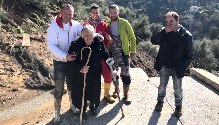 Έτσι γλίτωσε η γιαγιά Ειρήνη από τη μανία της φύσης