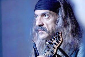 Ο «ΧΑΪΝΗΣ» ΔΗΜΗΤΡΗΣ ΑΠΟΣΤΟΛΑΚΗΣ