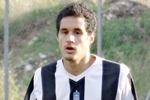 Ο άσος του Ηροδότου Αρμάντο Γκούφας με την εθνική της Νικαράγουας.