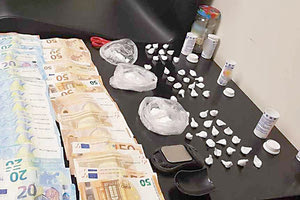 Από τα κατασχεθέντα στην επιχείρηση του Ηρακλείου